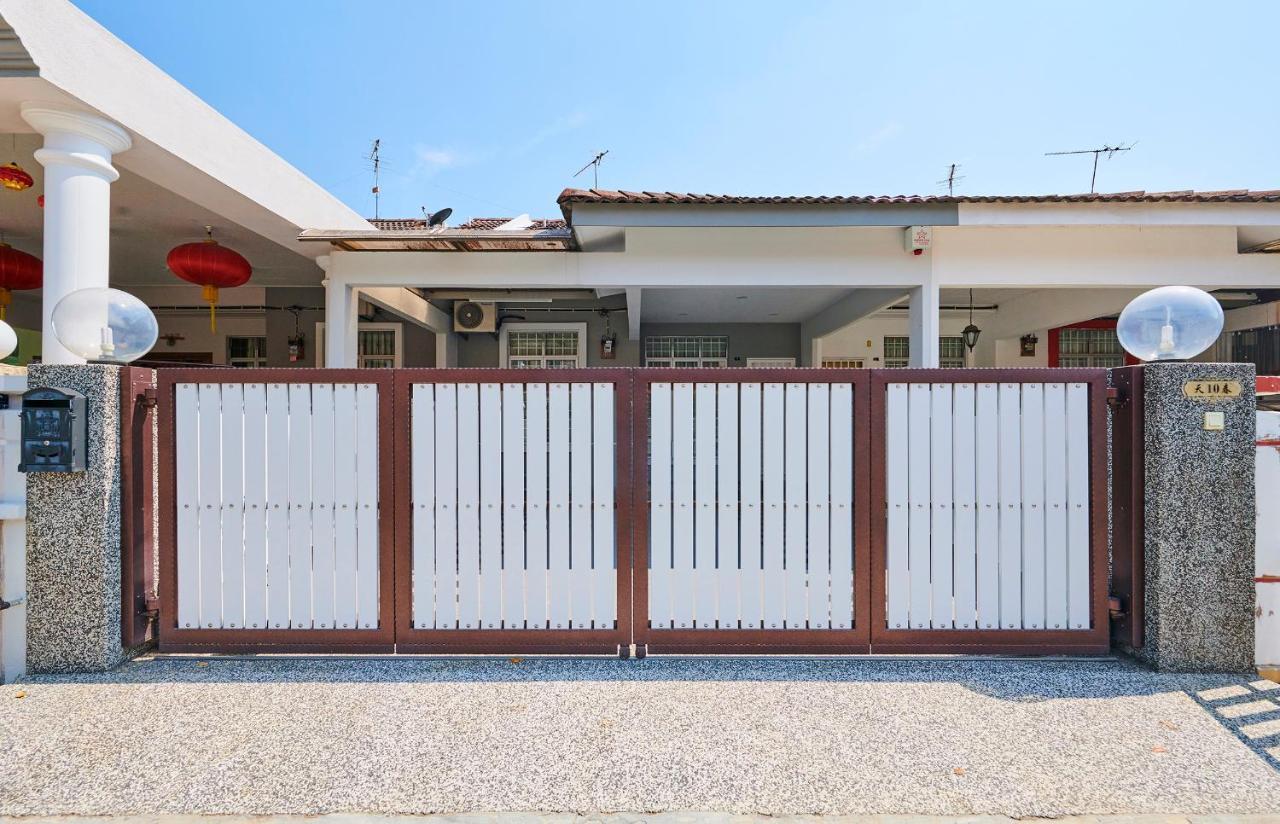 Esdi Homestay 말라카 외부 사진